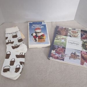 Longaberger Celebrating the Seasons 2003 Book, Socks & Pottery Cookie Mold